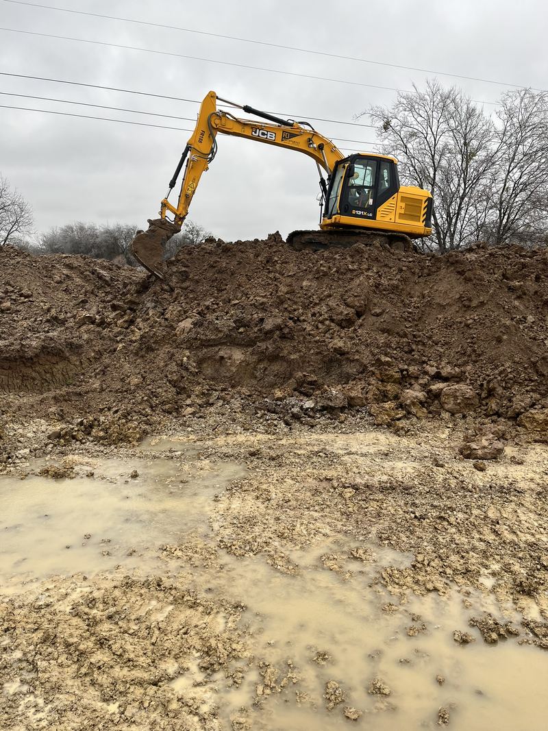 Digging out wet ground